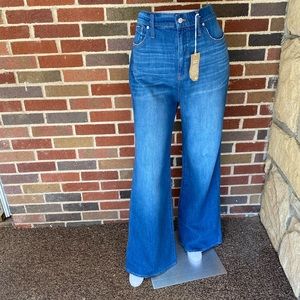 Madewell 11” high rise flare jeans